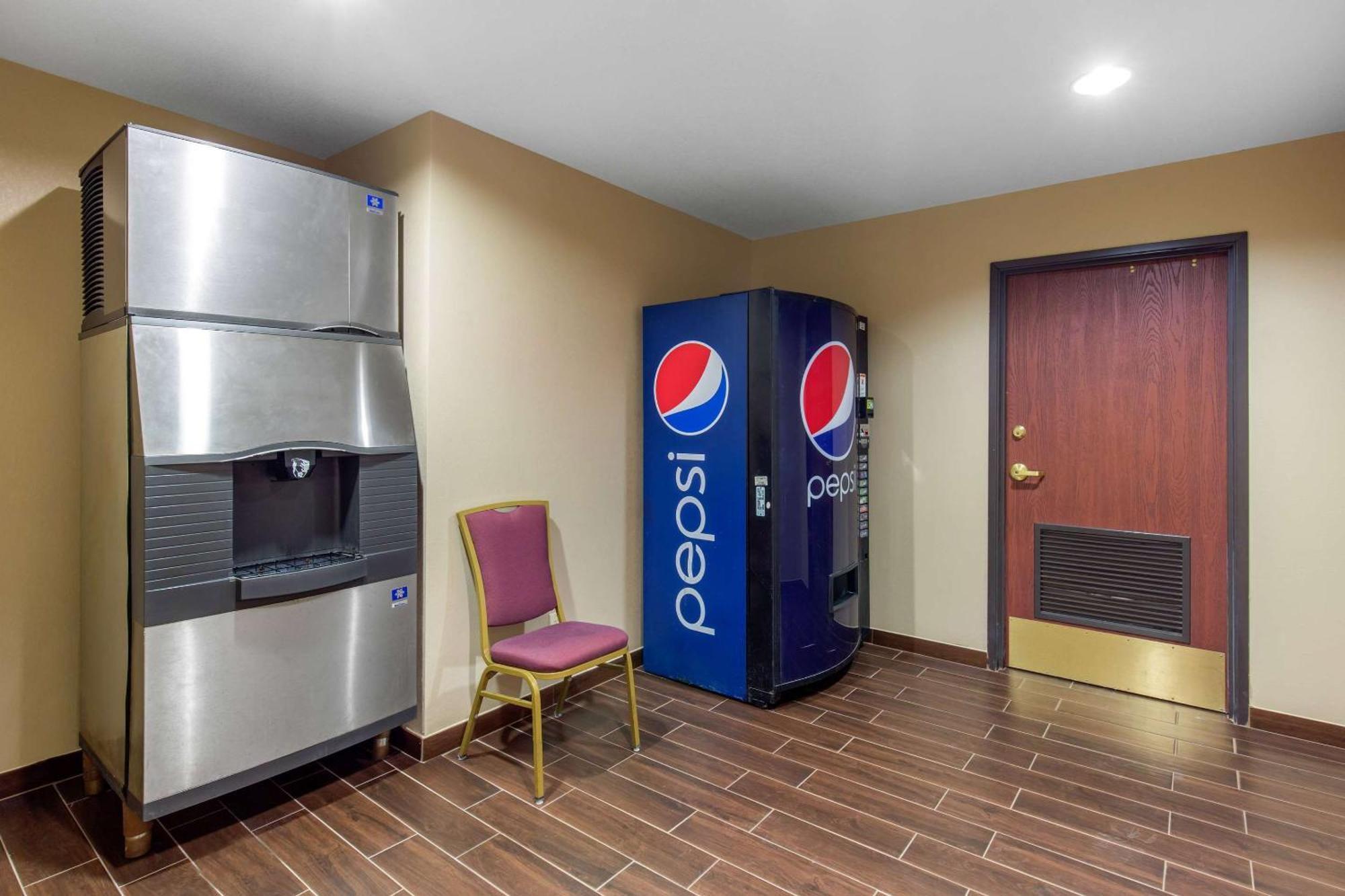Comfort Suites Сифорд Экстерьер фото