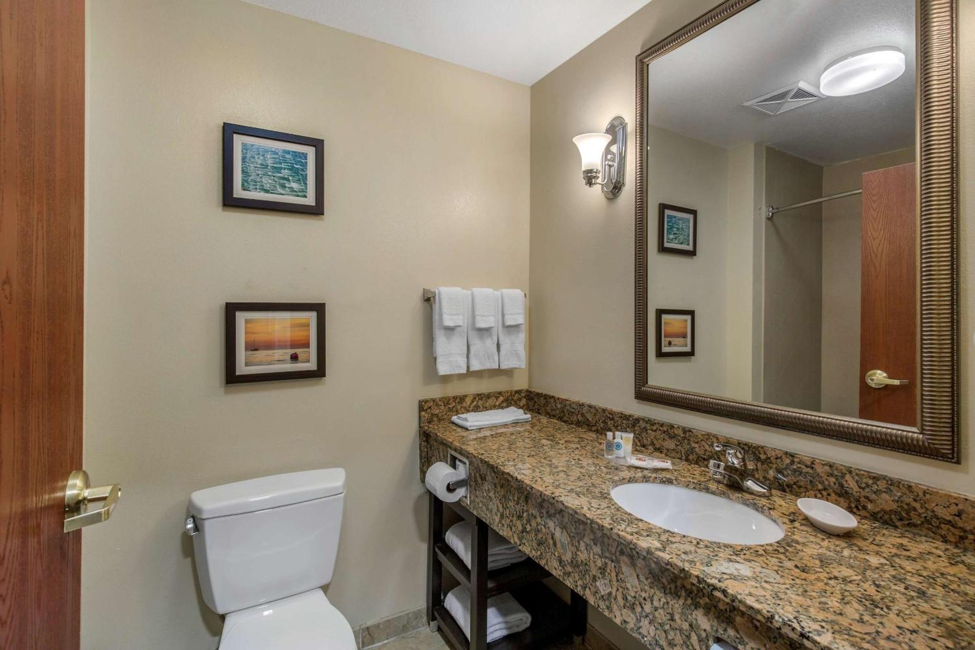 Comfort Suites Сифорд Экстерьер фото