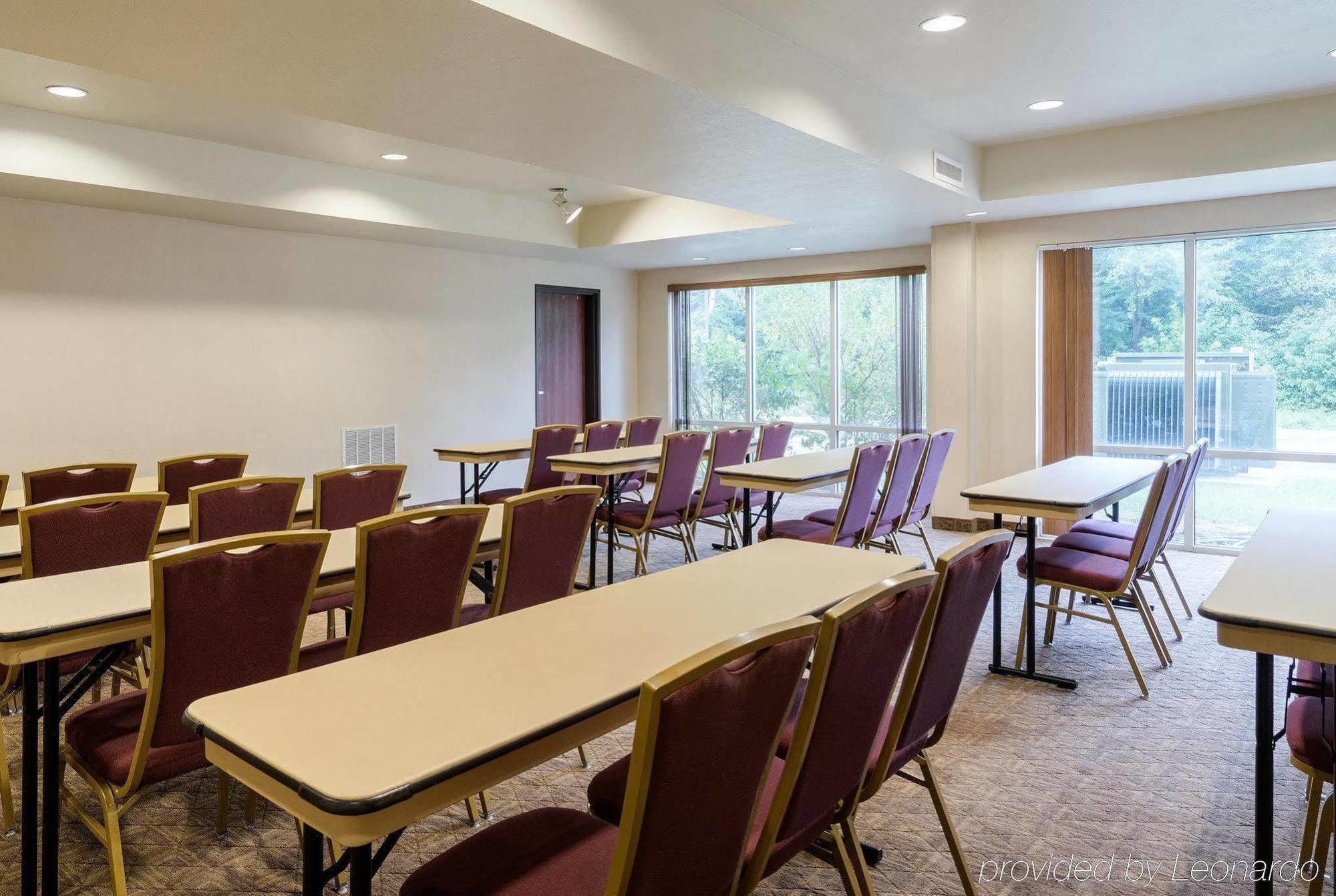 Comfort Suites Сифорд Экстерьер фото