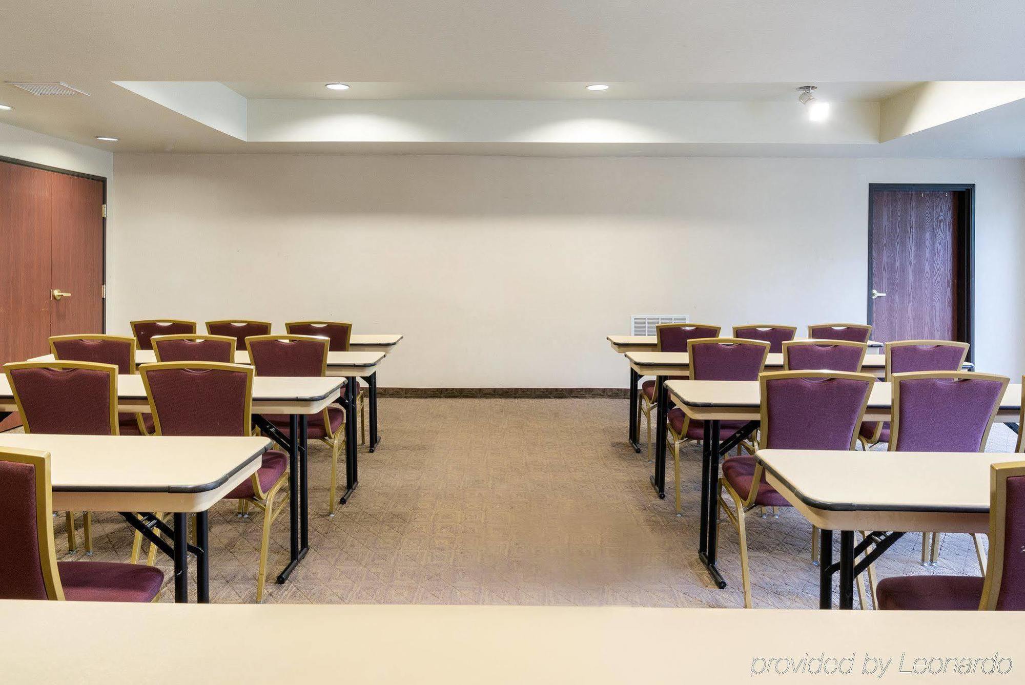 Comfort Suites Сифорд Экстерьер фото